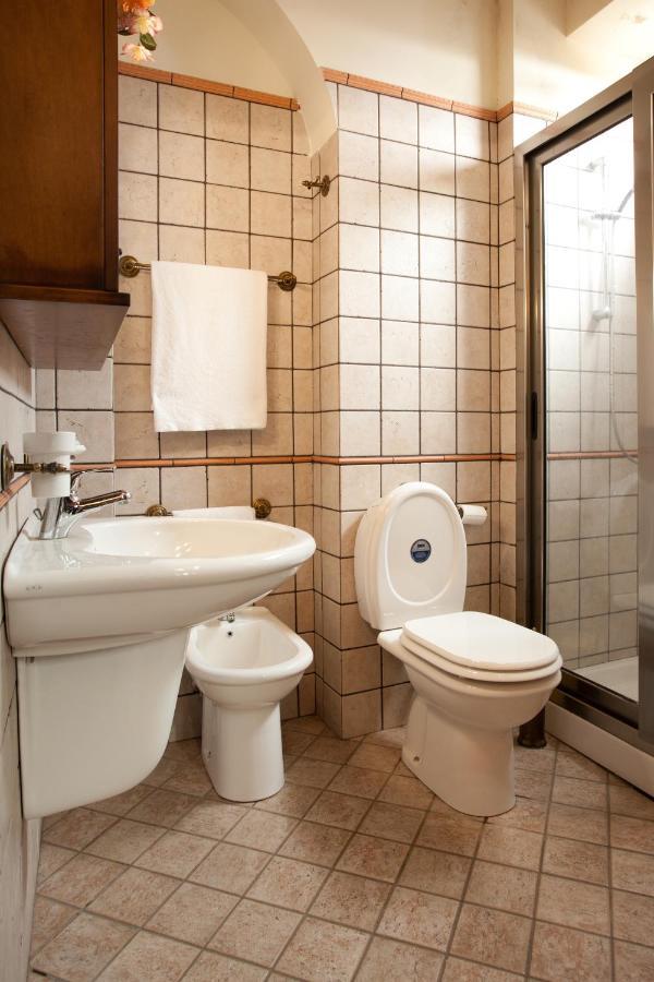Le Grotte Bed & Breakfast Riposto ห้อง รูปภาพ