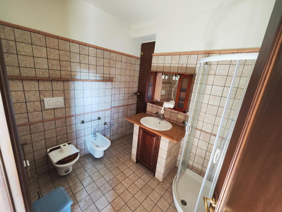 Le Grotte Bed & Breakfast Riposto ภายนอก รูปภาพ