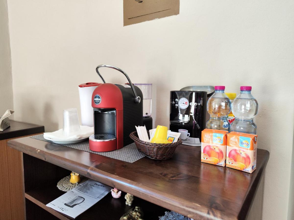 Le Grotte Bed & Breakfast Riposto ภายนอก รูปภาพ