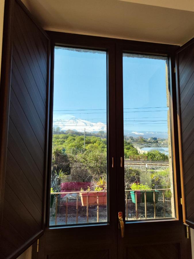 Le Grotte Bed & Breakfast Riposto ภายนอก รูปภาพ